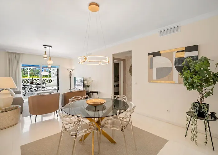 Appartamento De 2 En Gaviotas - Puerto Banus *